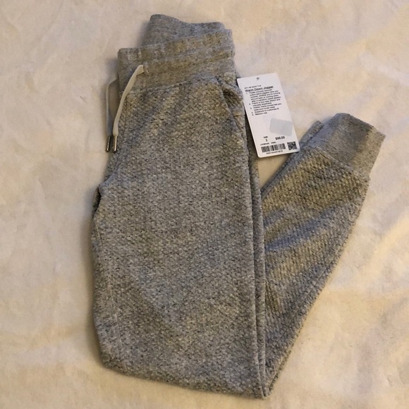 NWT Lululemon Warm Down Jogger Bubble Dot - Picture 2 of 5